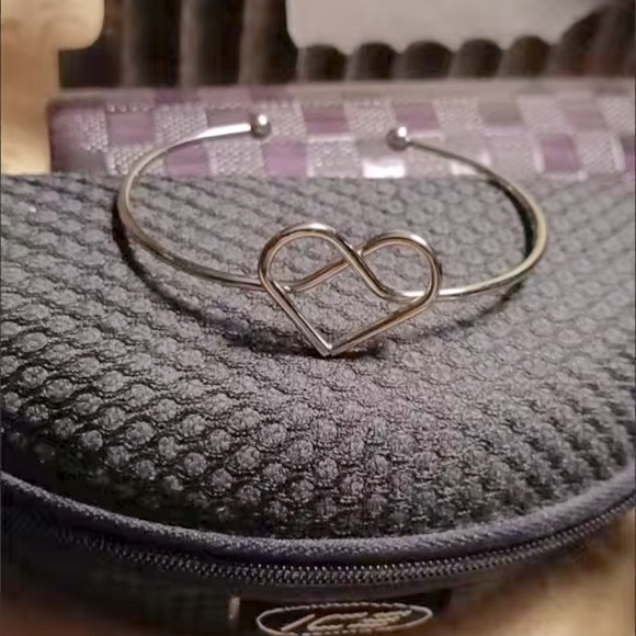 ‼️LAST ONE‼️ NWT 💙♥️💜 STAINLESS STEEL WIRE HEART OPEN CUFF BRACELET Unisex OS - Picture 5 of 7